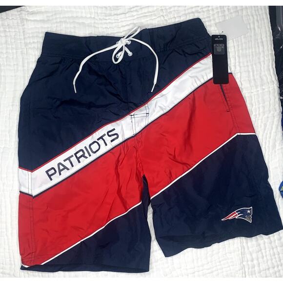 NFL Men's New England Patriots Swim Trunks Size L - Picture 1 of 10